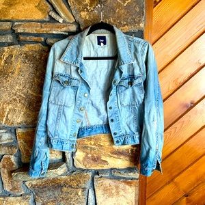 🌺3/$15 Gap Denim Jacket Size L